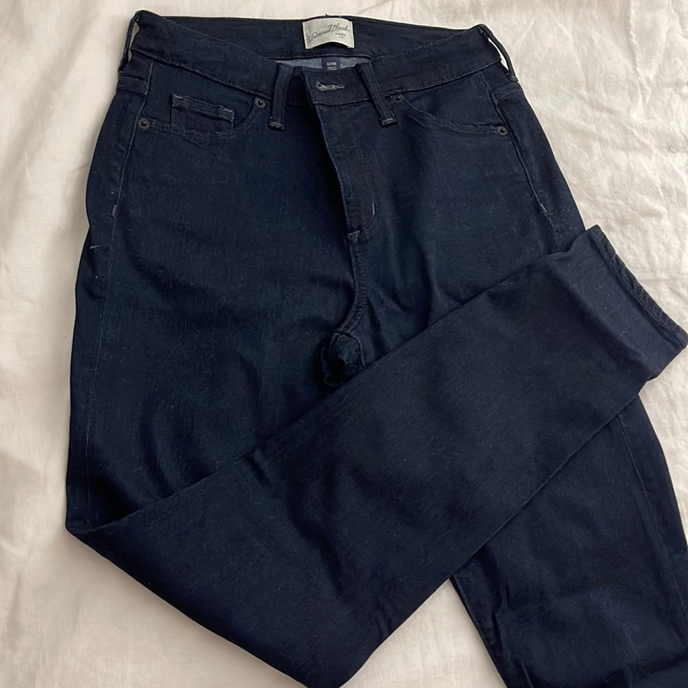 dark wash skinny jeans